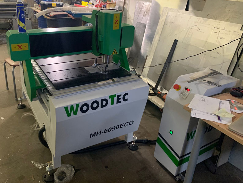 Фрезерно-гравировальный станок с чпу WoodTec MH 6090 1,5 ECO — фото 2