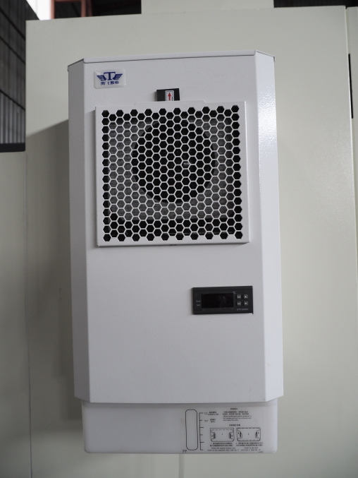 Фрезерный станок 3-х осевой MetalCraft VMC1160 с ЧПУ Fanuc 0i Mf(5) Plus (VMC1160.F.11/15.10.30.P) — фото 7