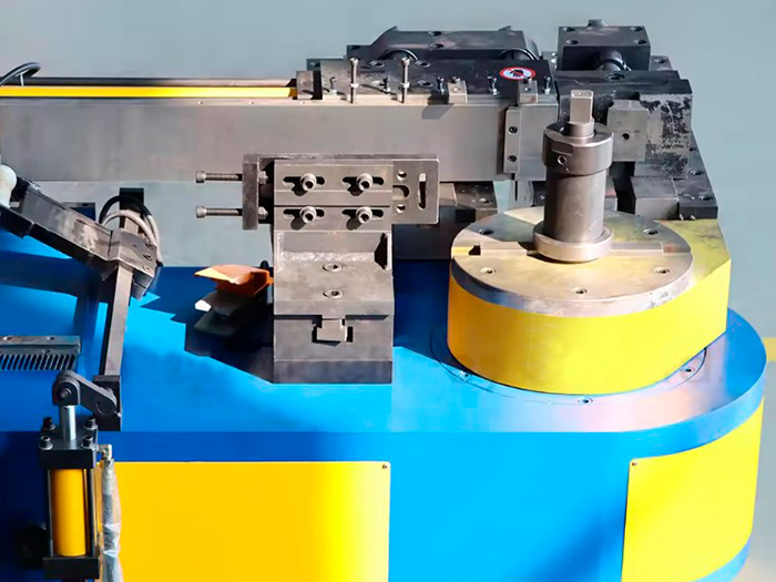 Автоматический трубогибочный станок с ЧПУ DW130CNC — фото 7