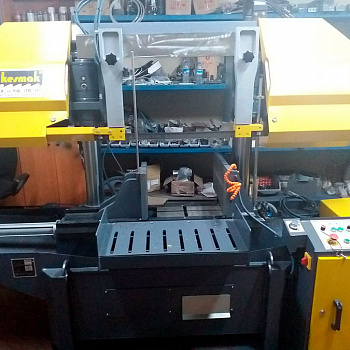Полуавтоматический ленточнопильный станок Kesmak KSY 400X600 — фото 3
