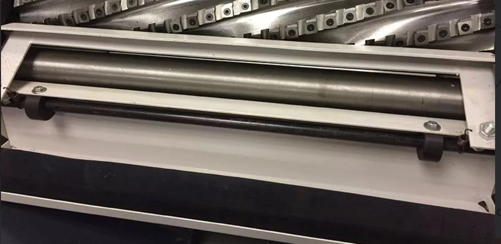Рейсмусовые станки со спиральным валом и электроподъемом стола МВ 104WМ, МВ 106WМ, МВ 108WМ, МВ 1010WM — фото 4