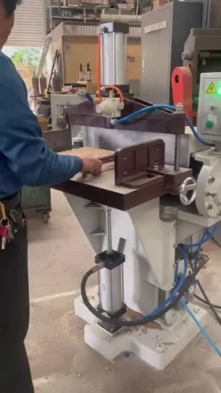 Шипорезный станок для прямого ящичного шипа HOLZMATIС STM-450 — фото 2