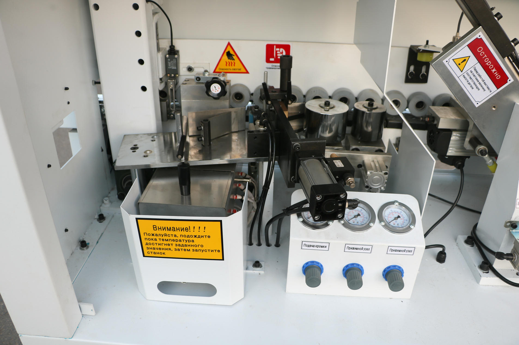 Автоматический кромкооблицовочный станок DELTAMACHINERY DM-300 — фото 7