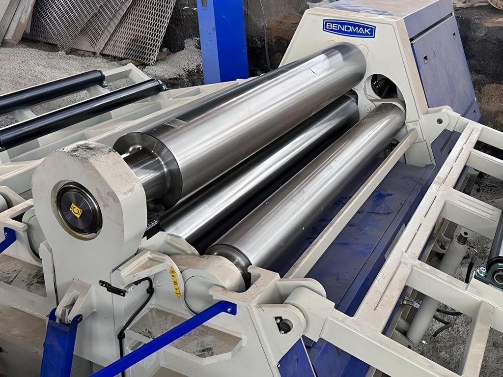 Четырёхвалковые гидравлические вальцы Bendmak CY4R-HHS 330-20/25 — фото 3