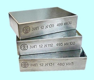 Меры твердости образцовые МТВ-2 (из 3-х шт.) Виккерс  ГОСТ 9031-63 г.в.1968-1970 (cnic58682)