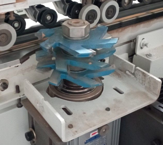 Кромкошлифовальные станки проходного типа EcoWood серии XSDLW X1S2D2L2W2 SERVO — фото 3