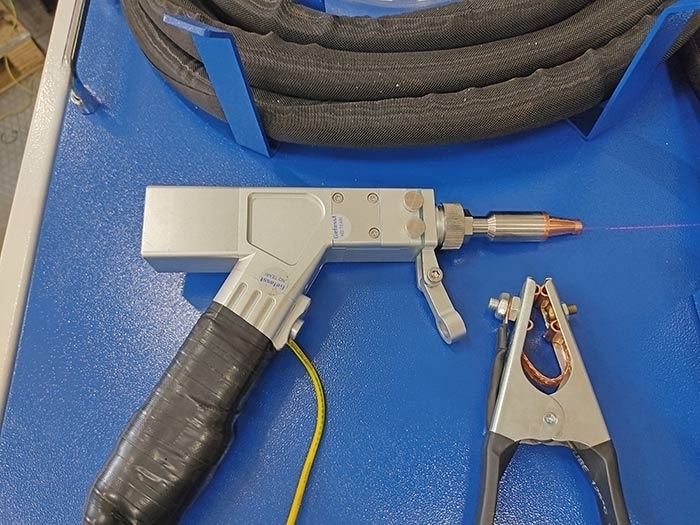 Аппарат лазерной сварки KY-W-HW1500-C 1.5кВт JPT 3в1 (резка, сварка, очистка) с механизмом подачи проволоки и водным охлаждением — фото 16