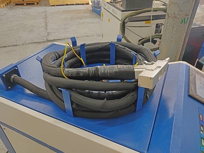 Аппарат лазерной сварки KY-W-HW1500-C 1.5кВт JPT 3в1 (резка, сварка, очистка) с механизмом подачи проволоки и водным охлаждением — фото 19