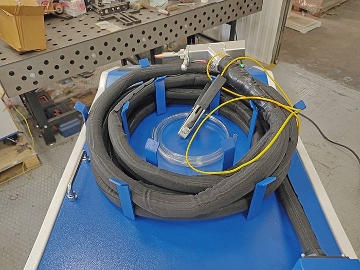 Аппарат лазерной сварки KY-W-HW1500-C 1.5кВт Raycus 4в1 (резка, сварка, очистка, очистка сварочных швов) с механизмом подачи проволоки и водным охлаждением — фото 16