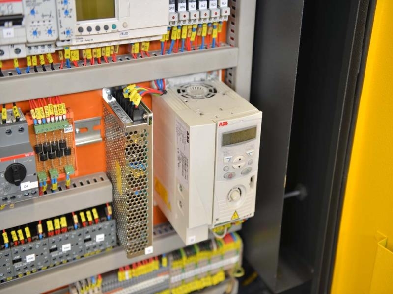 Ленточнопильный станок Beka-Mak BMSO 325CH PLC — фото 2